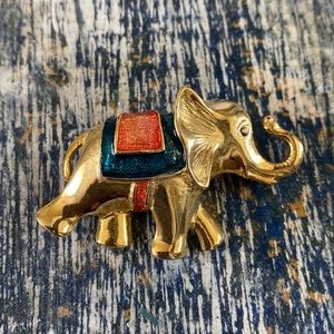 VTG Elephant Brooch/Pin